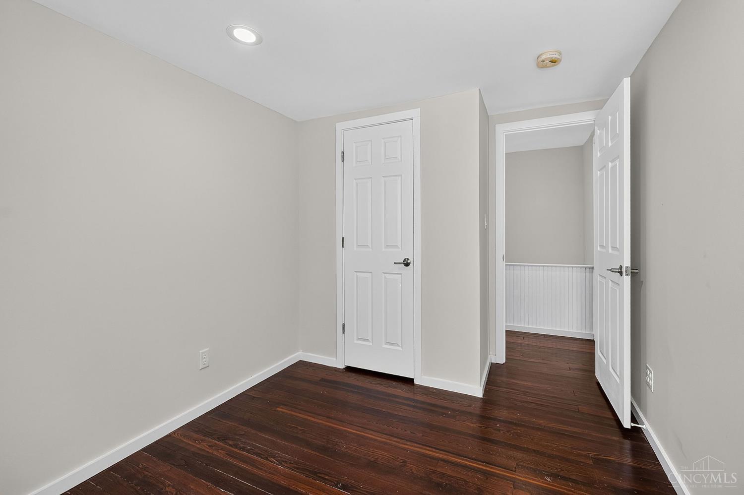 1586 Spring Lawn Avenue, Cincinnati, OH, 45223 — photo 37