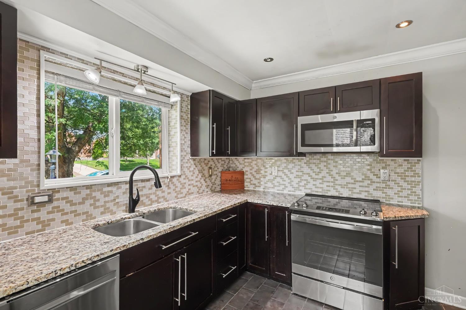 2668 Bonnie Drive, Cincinnati, OH, 45230 — photo 9