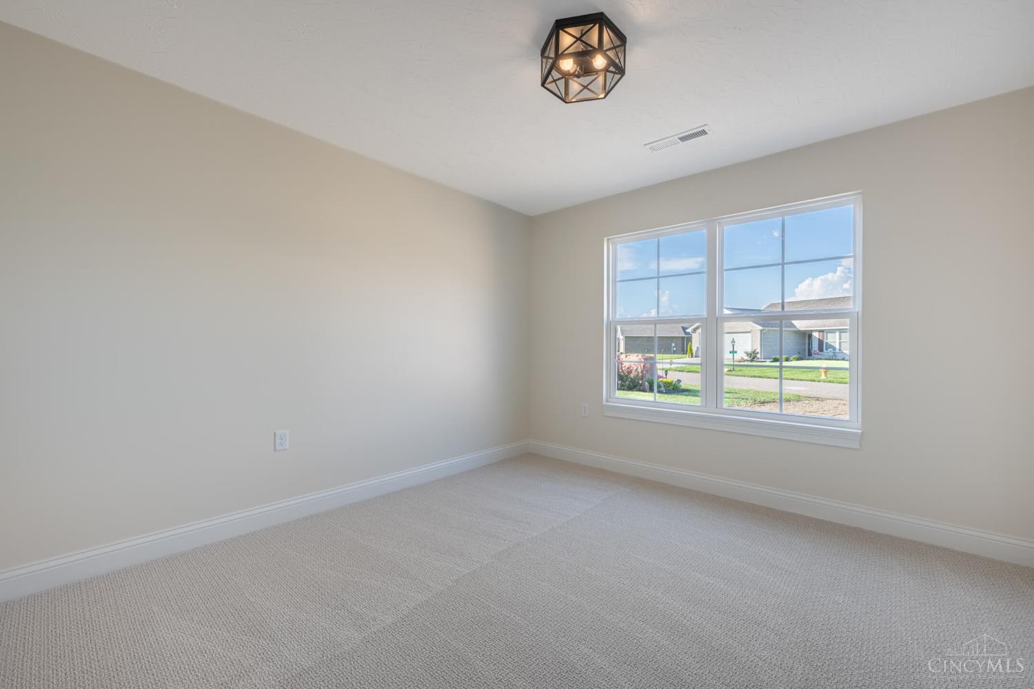 137 Pebble Creek Drive, Eaton, OH, 45320 — photo 14
