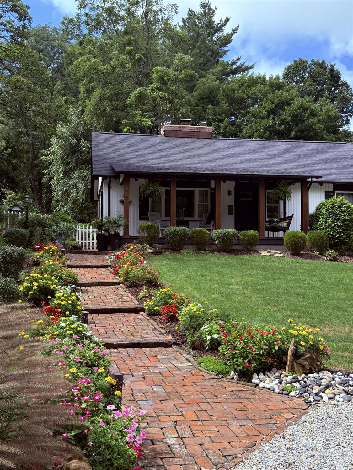 image of 935 E Fosters Maineville, Hamilton Twp, OH 45039 | MLS# 1891415