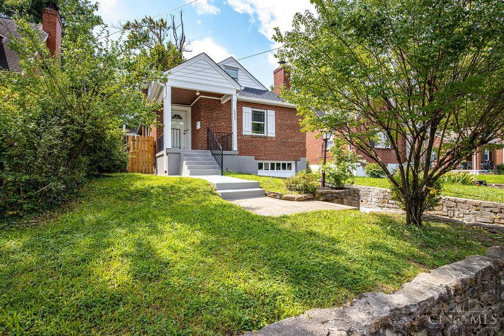 2nd image of 2625 Saint Albans Ave, Golf Manor, OH 45237 | MLS# 1891423