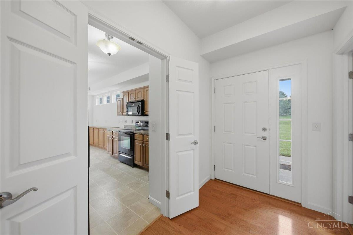 Photo 4 of Sale Pending at 4567 Winners Cir, Batavia Twp, OH 45103 | MLS# 1890109 | Listing updated on 2026-09-15