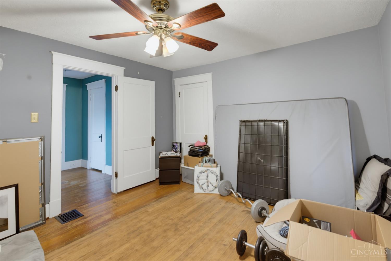 3918 Delmar Avenue, Cheviot, OH, 45211 — photo 17
