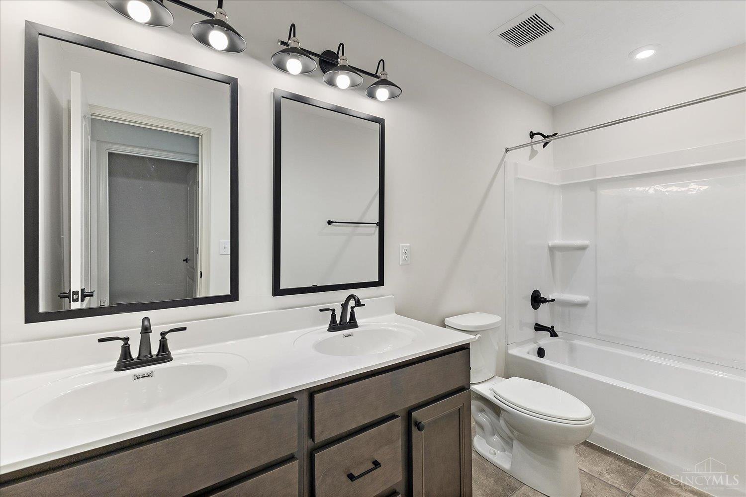 178 Farmstead Boulevard, Springboro, OH, 45066 — photo 24
