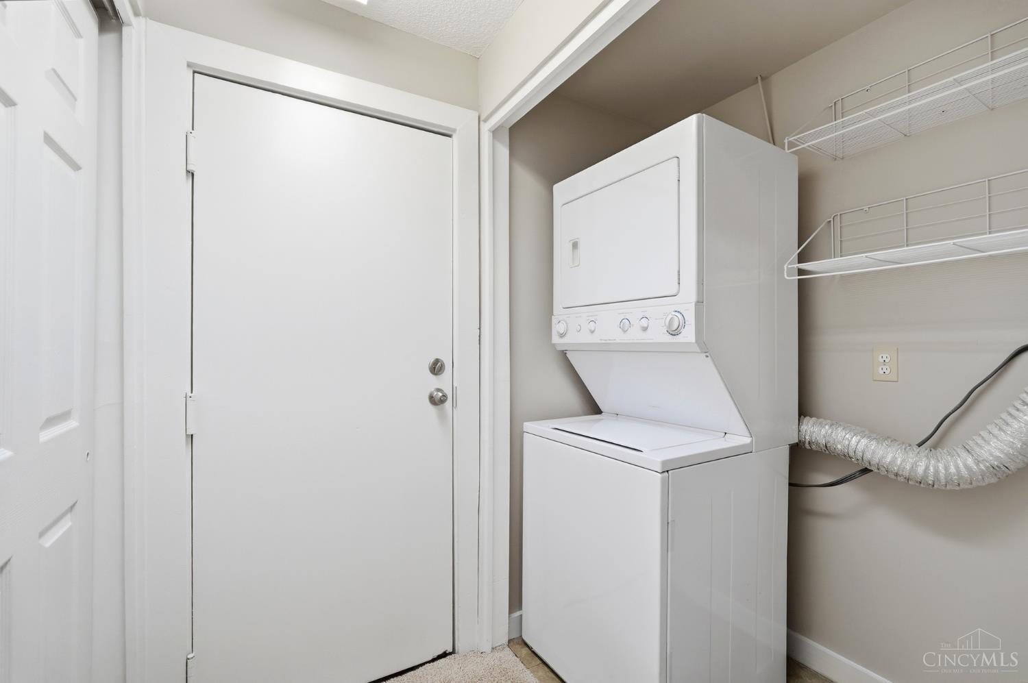 427 Hopkins Street #8, Cincinnati, OH, 45203 — photo 33