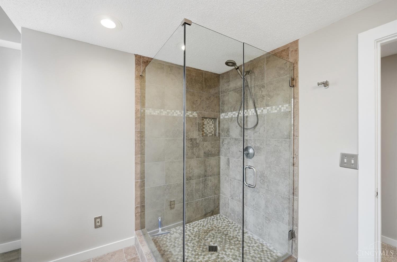 427 Hopkins Street #8, Cincinnati, OH, 45203 — photo 26