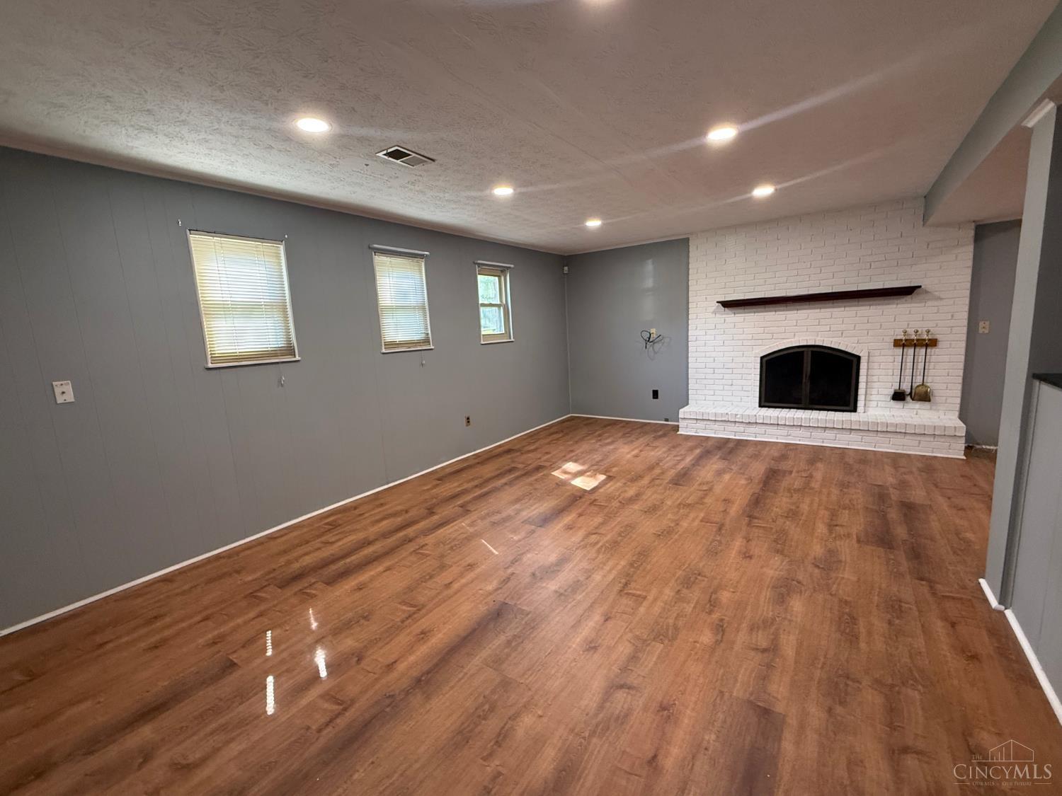 8354 Shadowpoint Court, Montgomery, OH, 45242 — photo 23