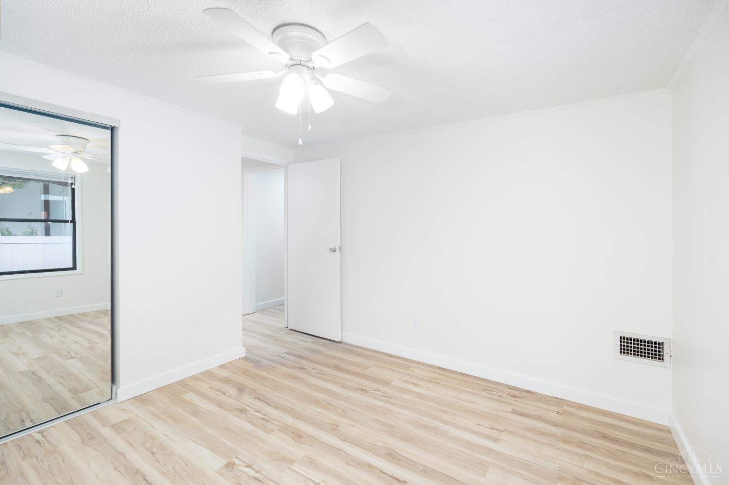 9447 Willowgate Drive, Colerain Twp, OH, 45251 — photo 12