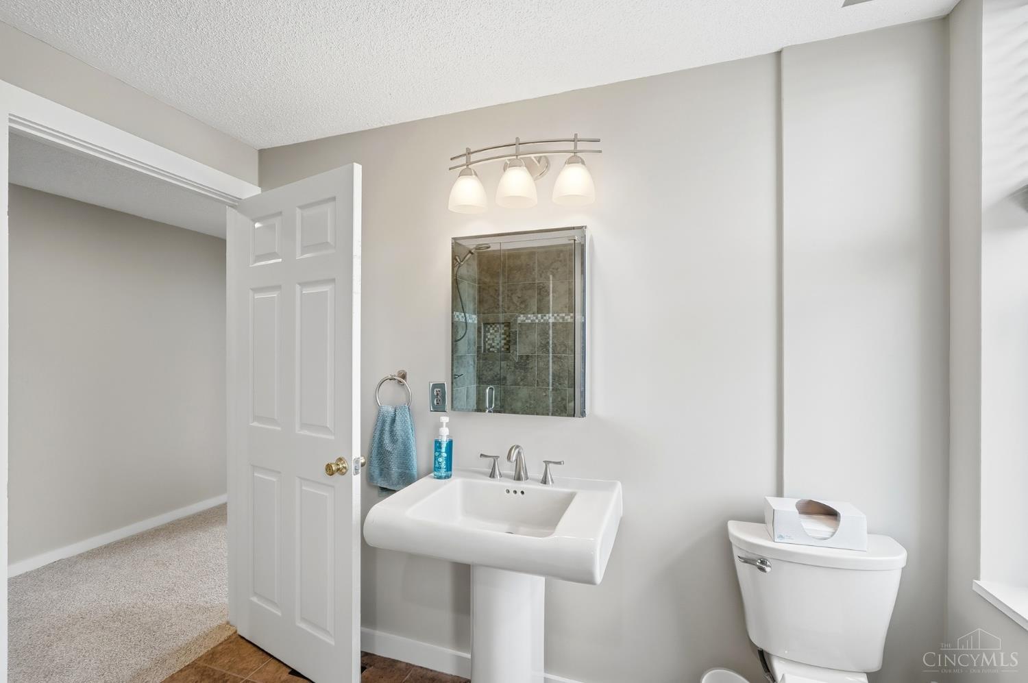 427 Hopkins Street #8, Cincinnati, OH, 45203 — photo 25