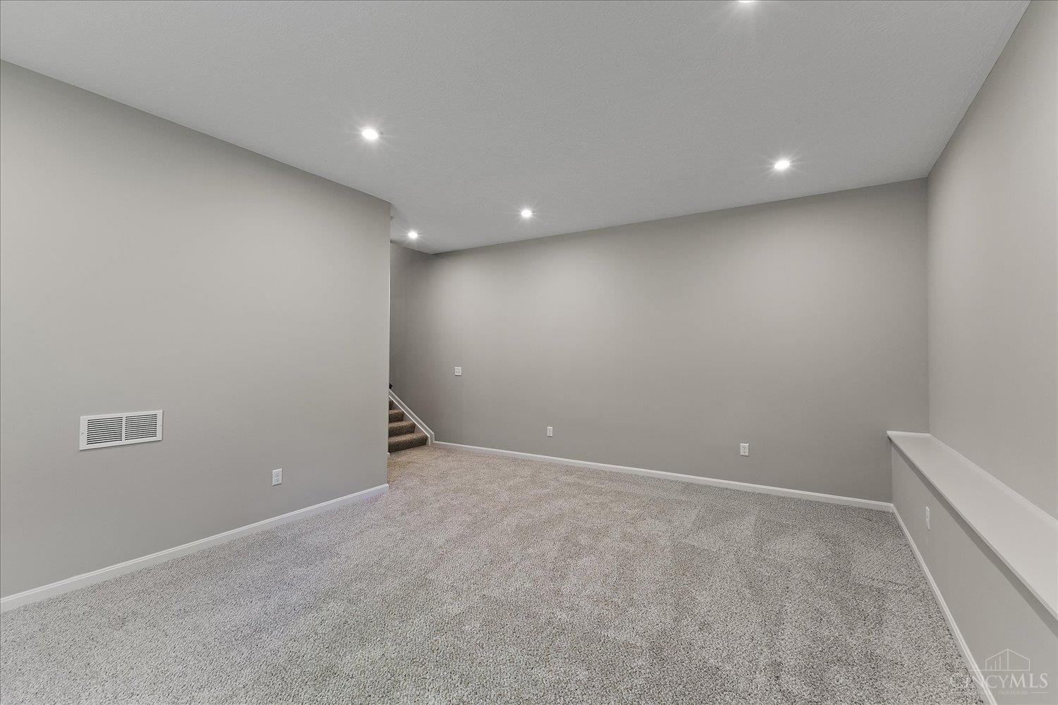 186 Farmstead Boulevard, Springboro, OH, 45066 — photo 19