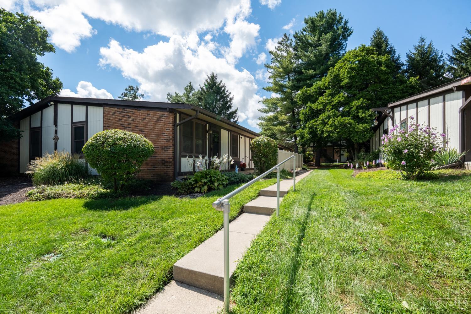 9447 Willowgate Drive, Colerain Twp, OH, 45251