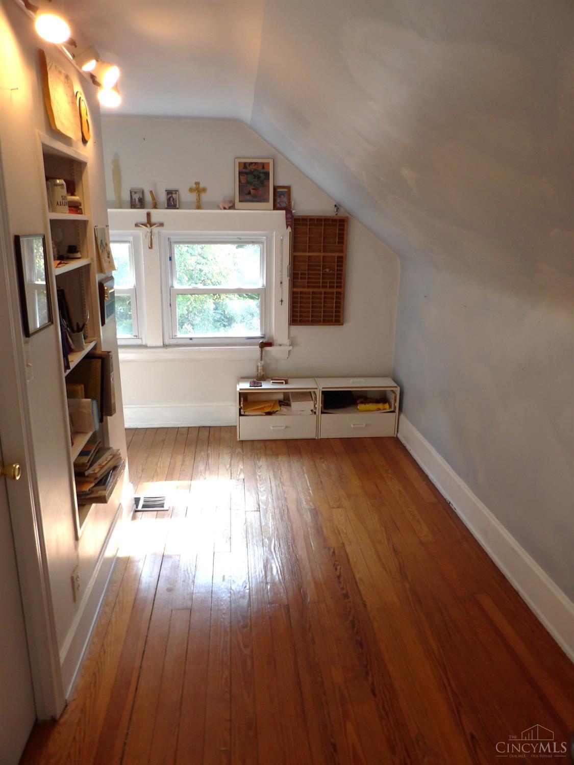 718 Hermosa Avenue, Cincinnati, OH, 45238 — photo 32