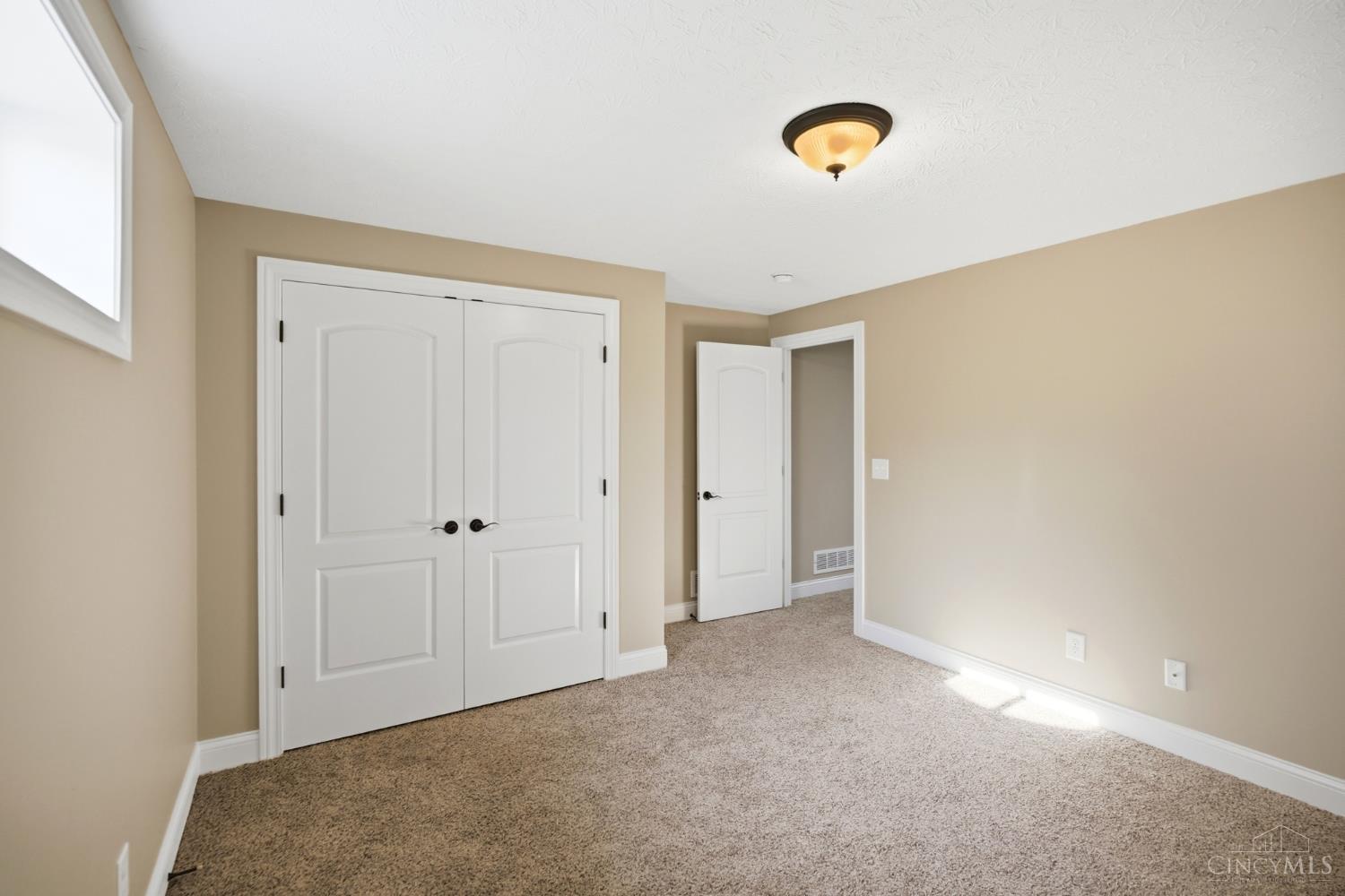 330 Deep Woods Court, Carlisle, OH, 45005 — photo 36