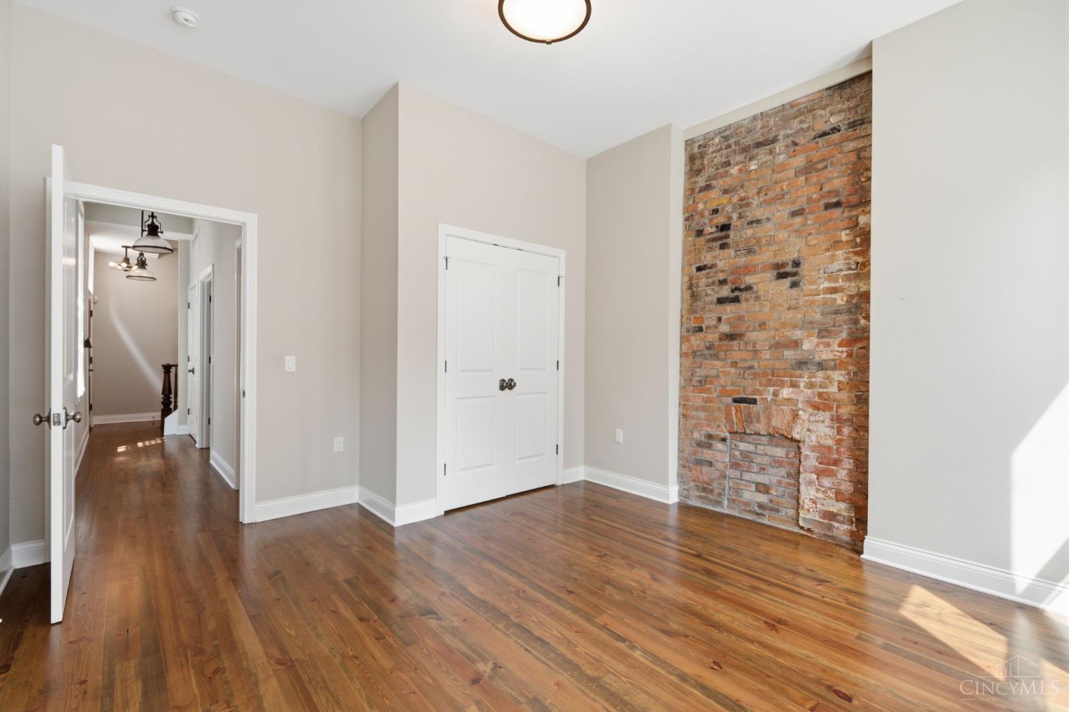 1329 Republic Street, Cincinnati, OH, 45202 — photo 7