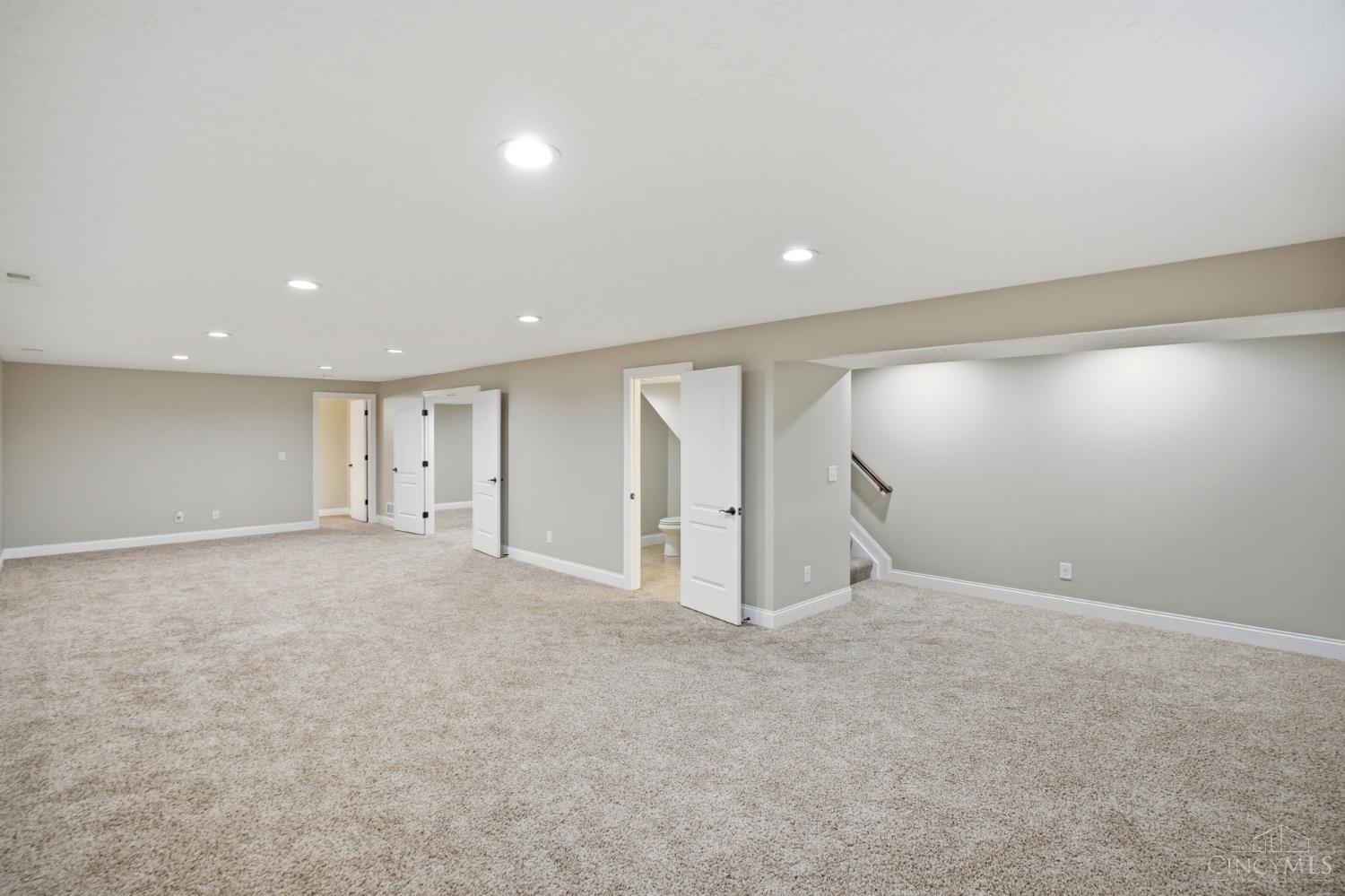 330 Deep Woods Court, Carlisle, OH, 45005 — photo 32