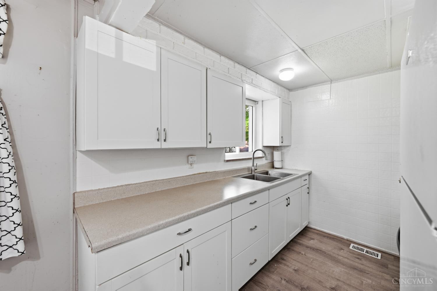 5719 Kiefer Court, Cincinnati, OH, 45224 — photo 15