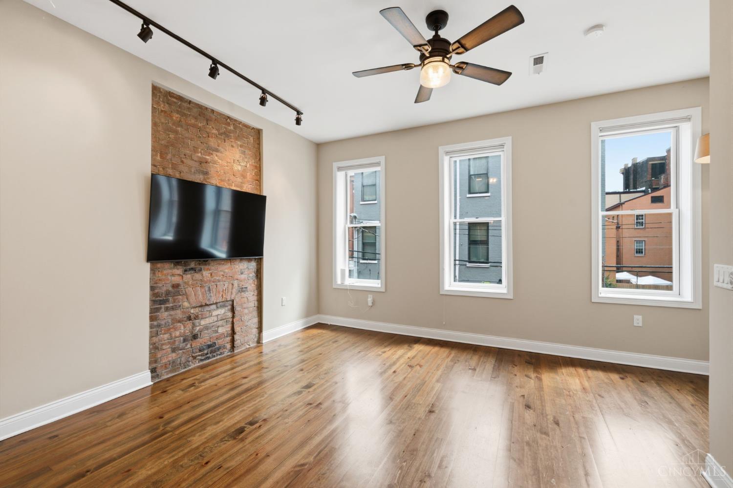 1329 Republic Street, Cincinnati, OH, 45202 — photo 23