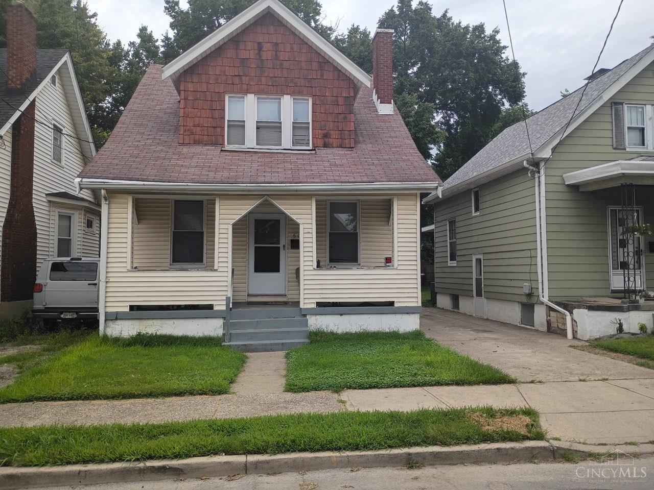 608 Orient Avenue