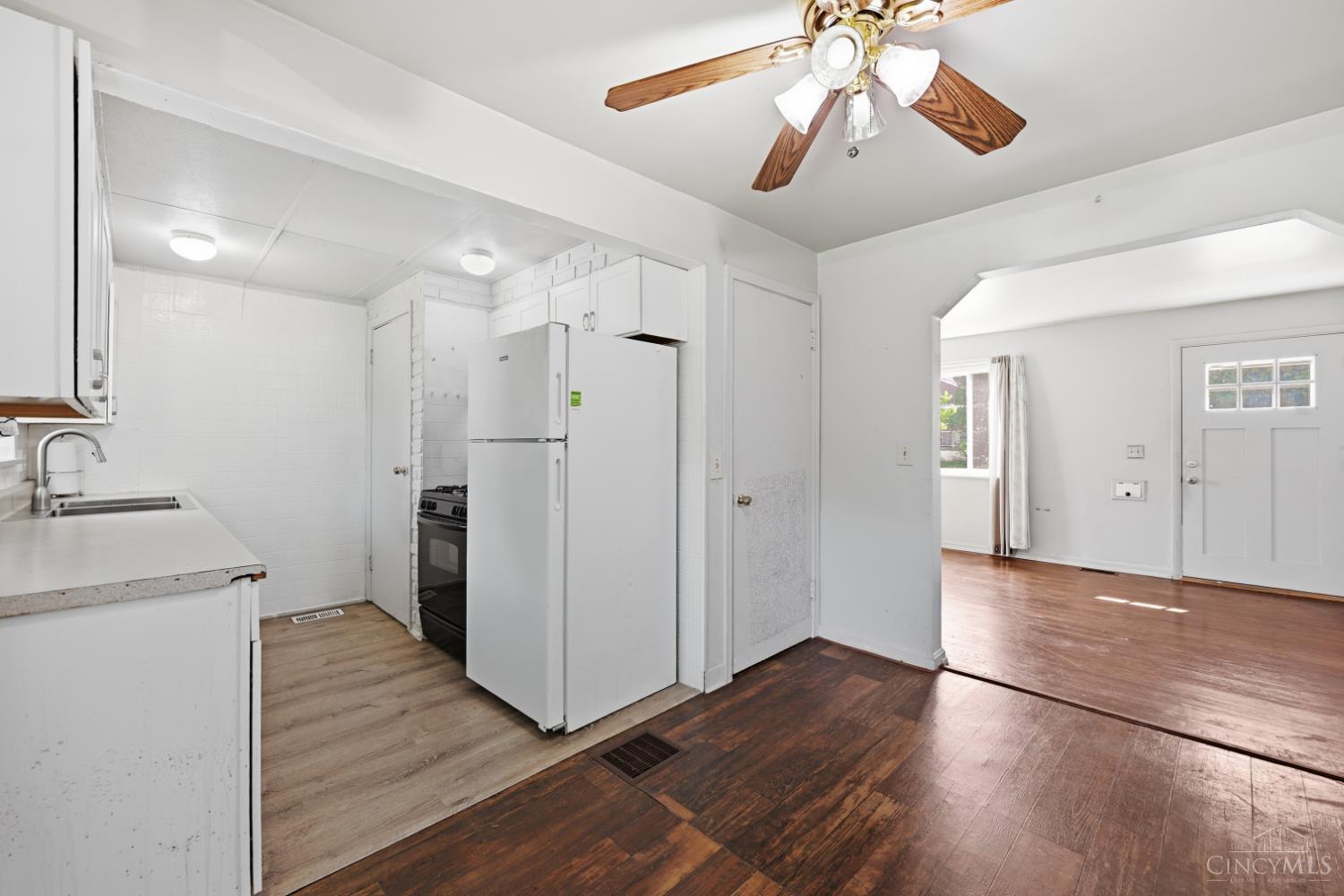 5719 Kiefer Court, Cincinnati, OH, 45224 — photo 13