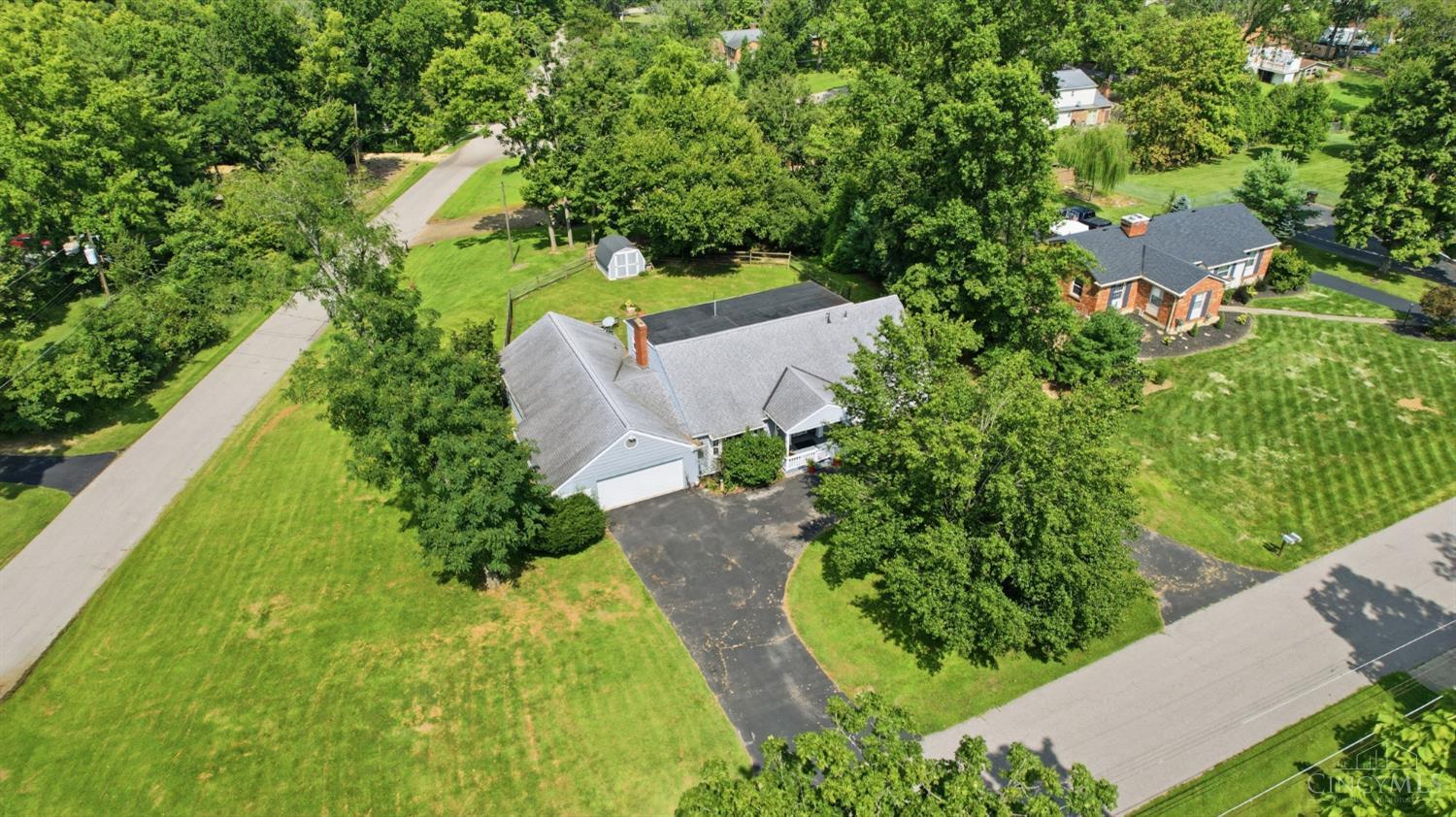 706 Maple Ridge Road, Miami Twp, OH, 45150 — photo 3