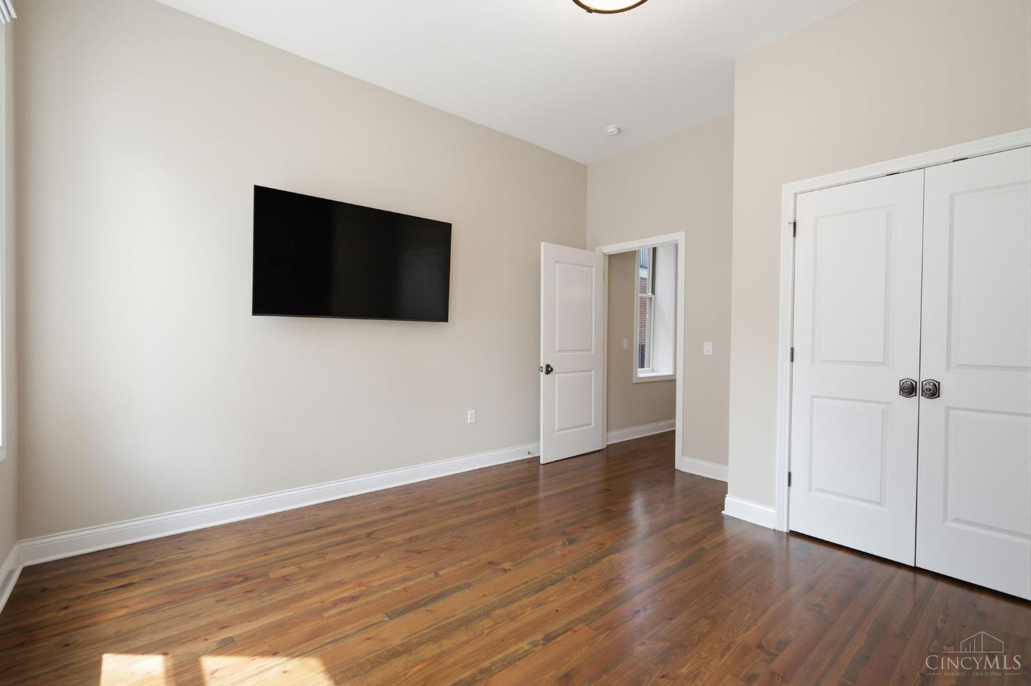 1329 Republic Street, Cincinnati, OH, 45202 — photo 9