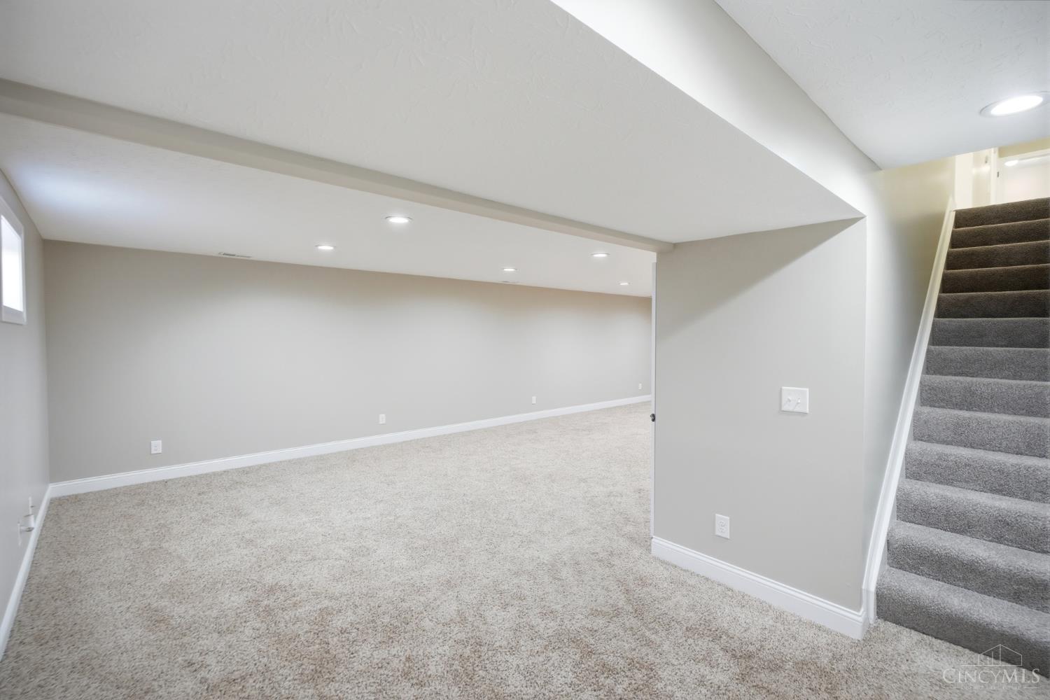 330 Deep Woods Court, Carlisle, OH, 45005 — photo 31