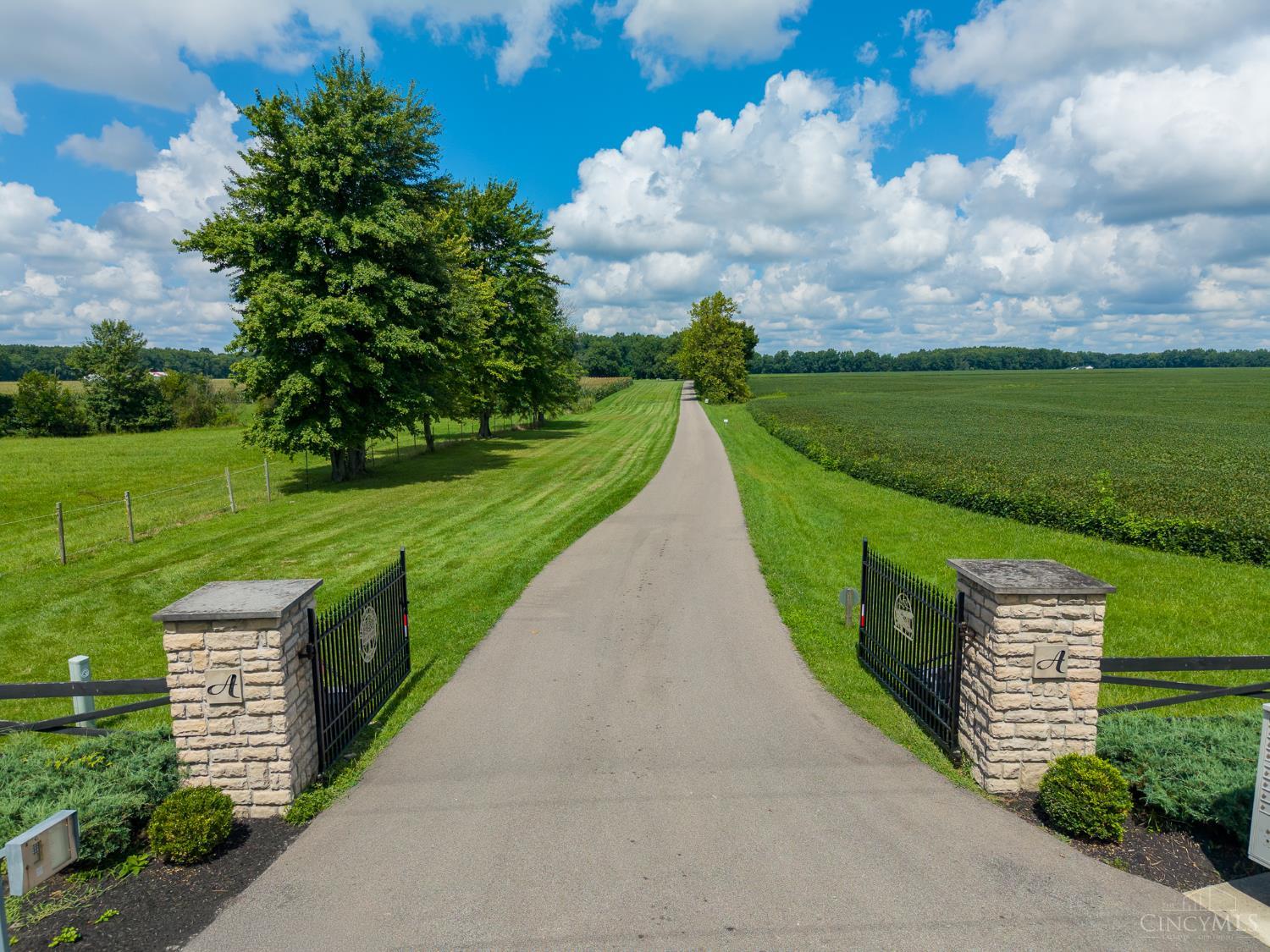 B Landing Lane, Goshen Twp, OH, 45122 — photo 4