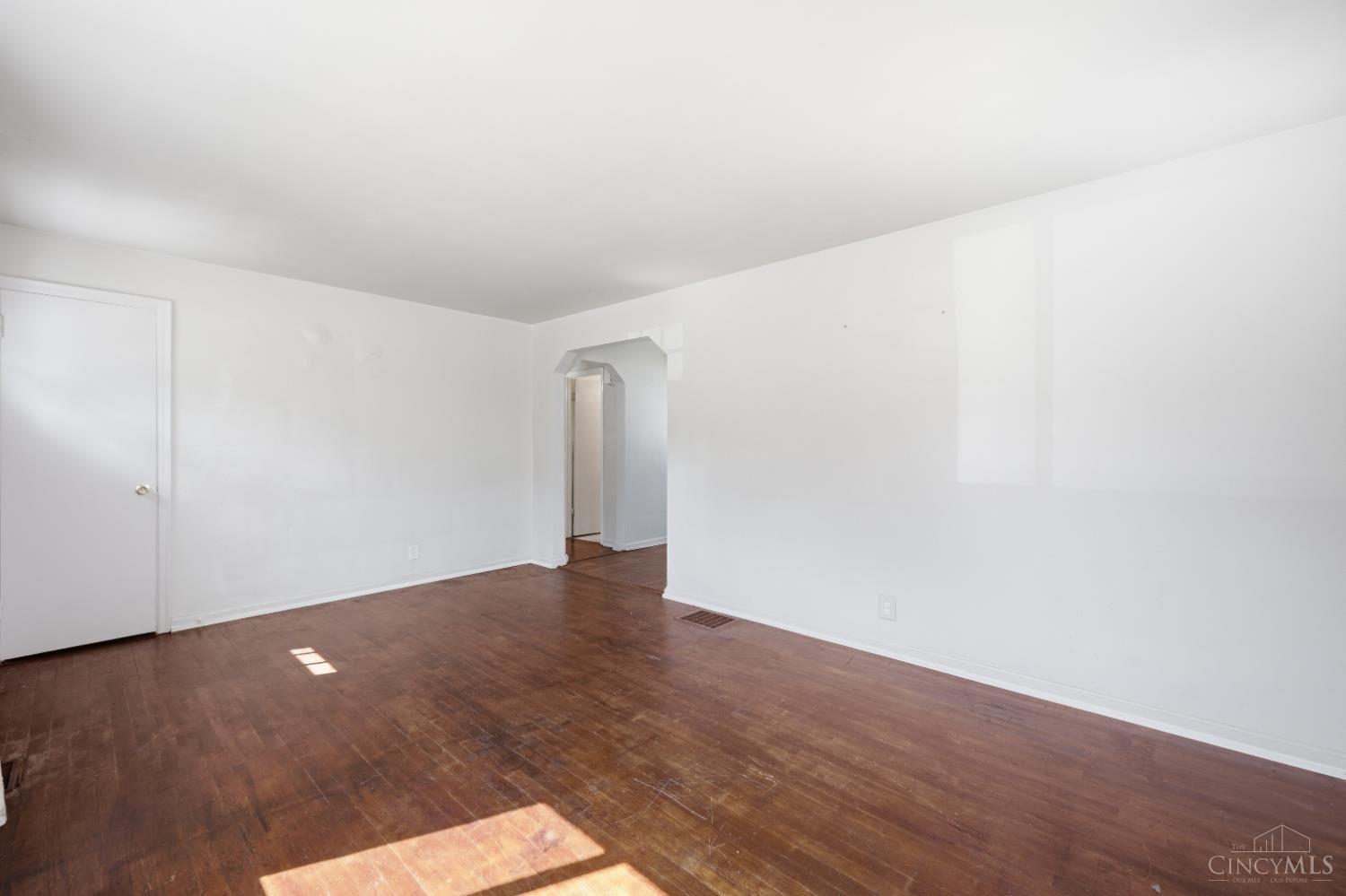 5719 Kiefer Court, Cincinnati, OH, 45224 — photo 10