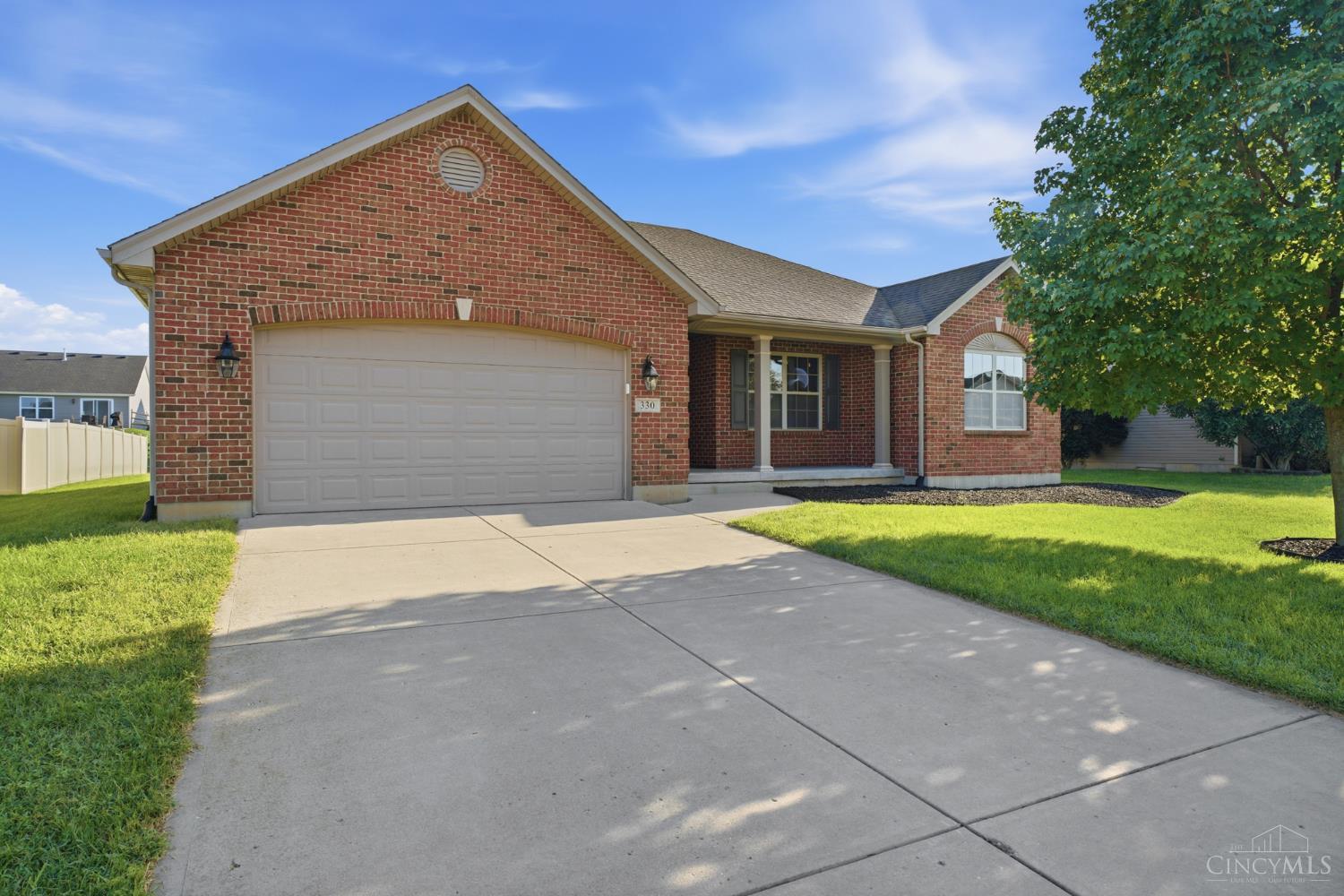 330 Deep Woods Court, Carlisle, OH, 45005 — photo 2
