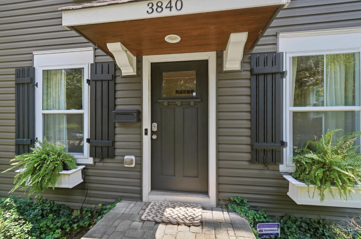 Photo 3 of Sale Pending at 3840 Beech St, Cincinnati, OH 45227 | MLS# 1891578 | Listing updated on 2026-09-21
