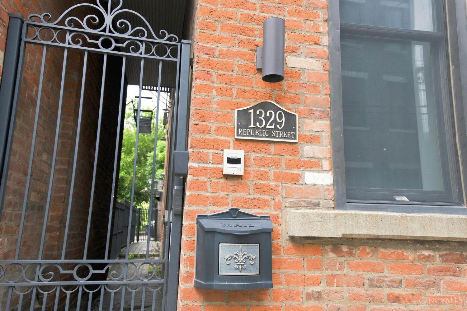 1329 Republic Street, Cincinnati, OH, 45202 — photo 59