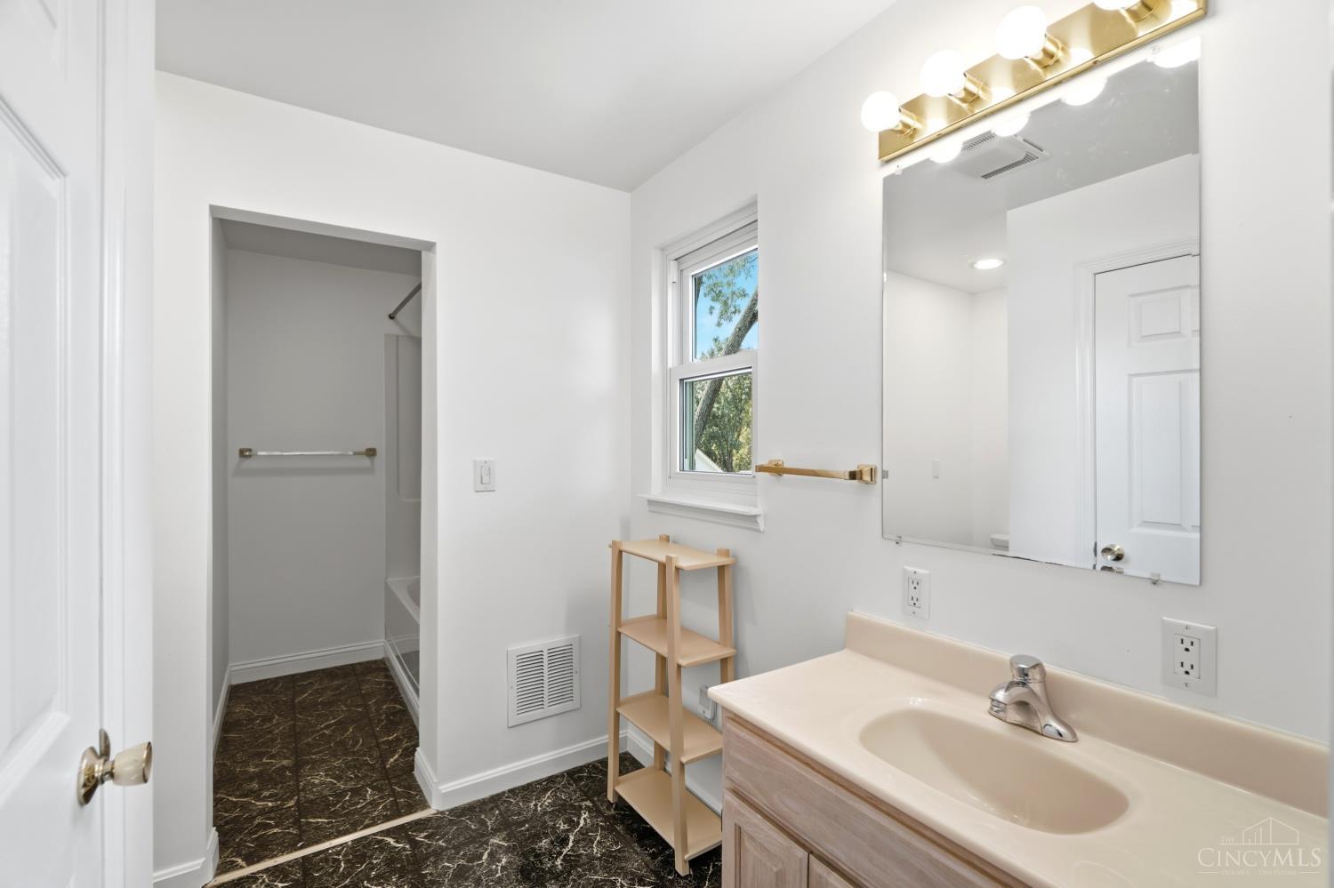 3807 Lonsdale Street, Fairfax, OH, 45227 — photo 19
