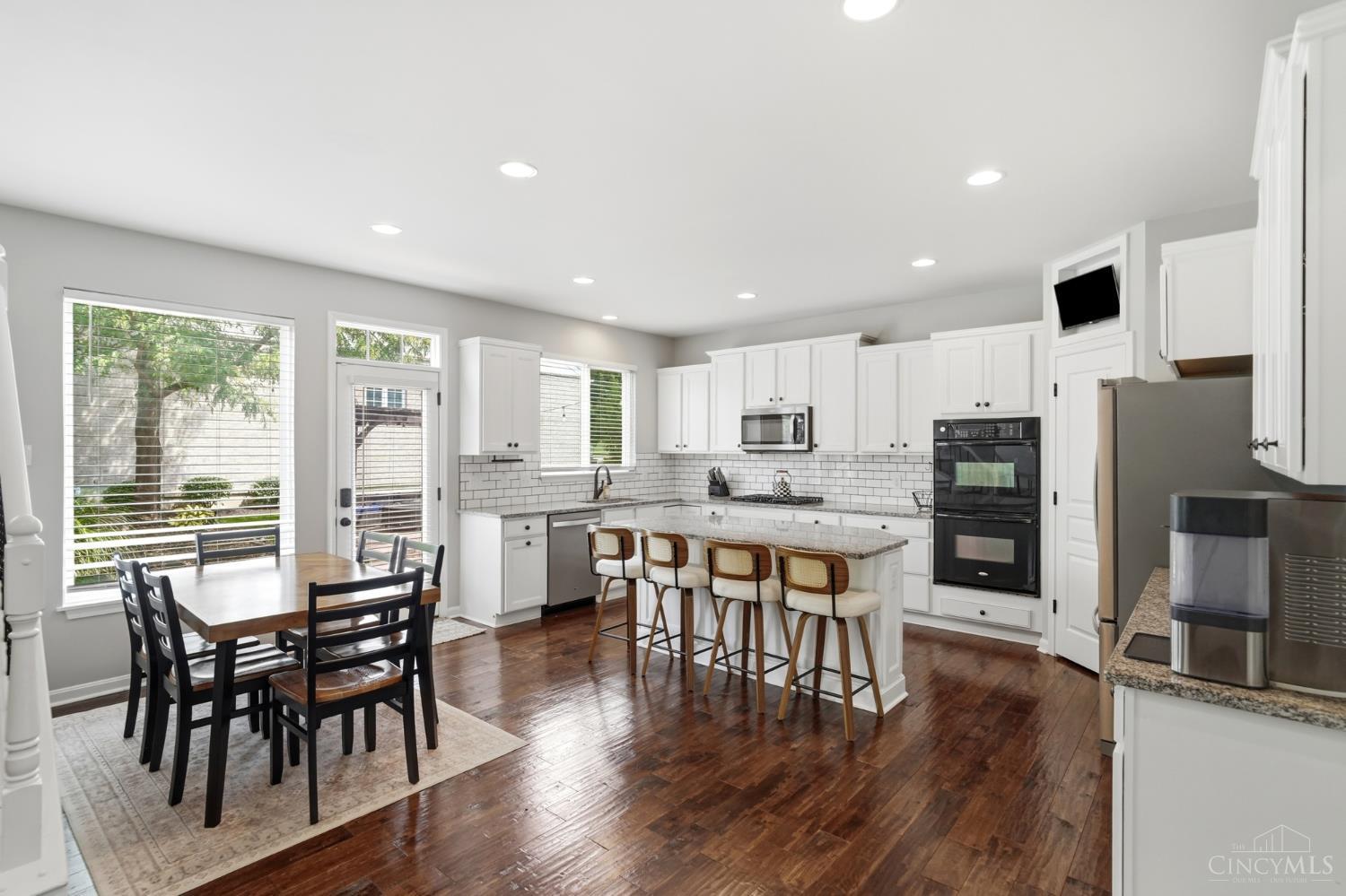 1358 Shaker Run Boulevard, Turtle Creek Twp, OH, 45036 — photo 10