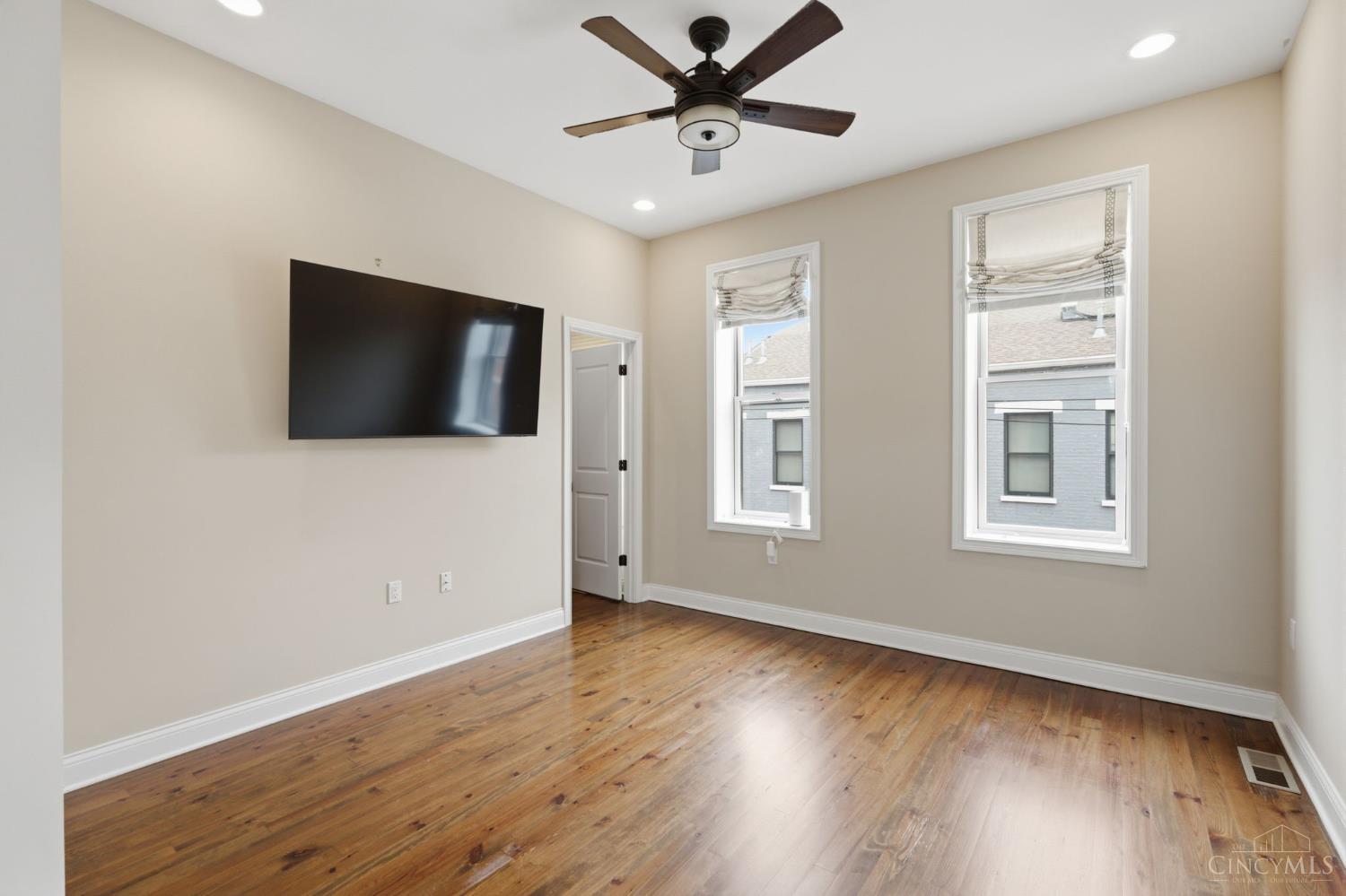 1329 Republic Street, Cincinnati, OH, 45202 — photo 34