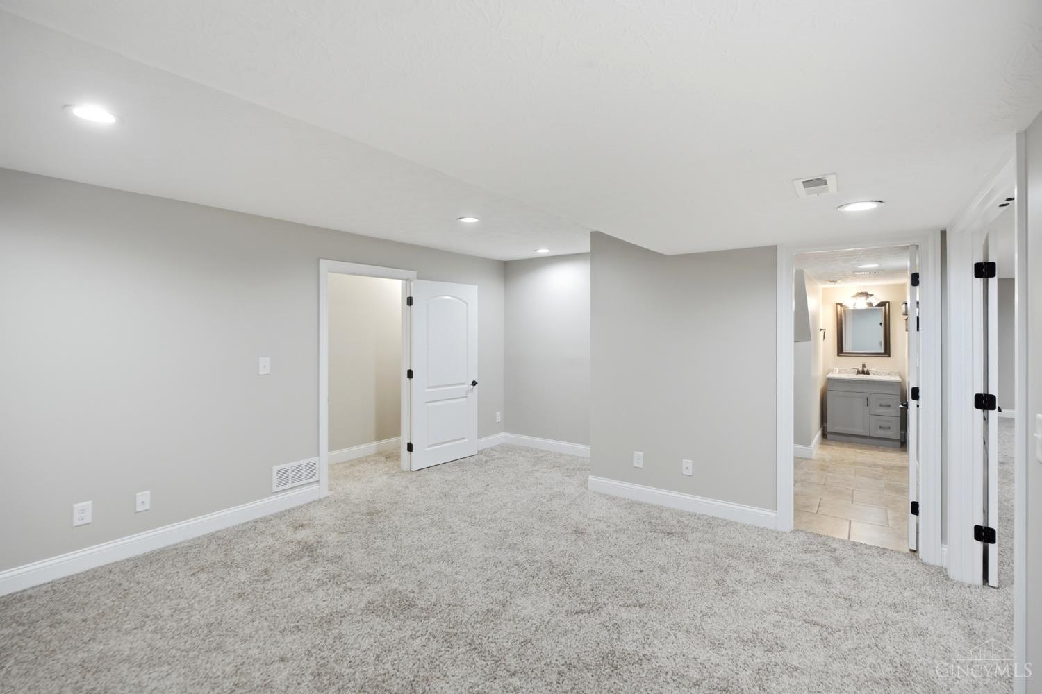 330 Deep Woods Court, Carlisle, OH, 45005 — photo 42