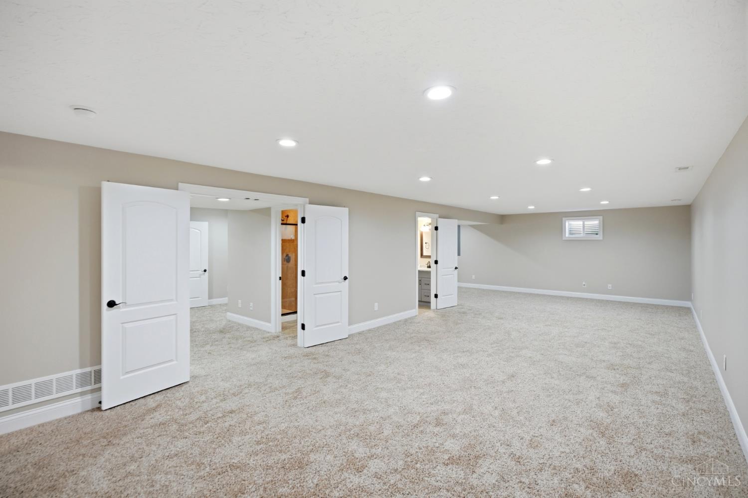 330 Deep Woods Court, Carlisle, OH, 45005 — photo 33