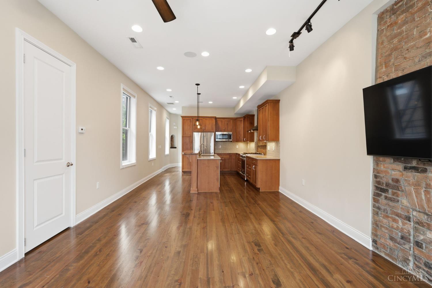 1329 Republic Street, Cincinnati, OH, 45202 — photo 22