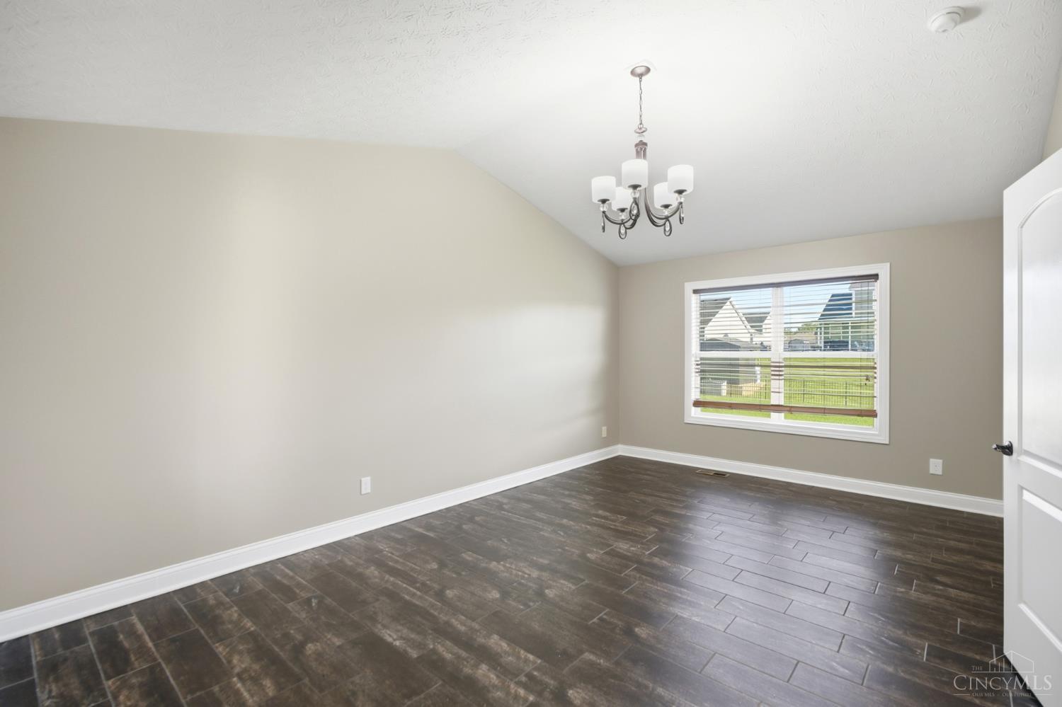 330 Deep Woods Court, Carlisle, OH, 45005 — photo 18