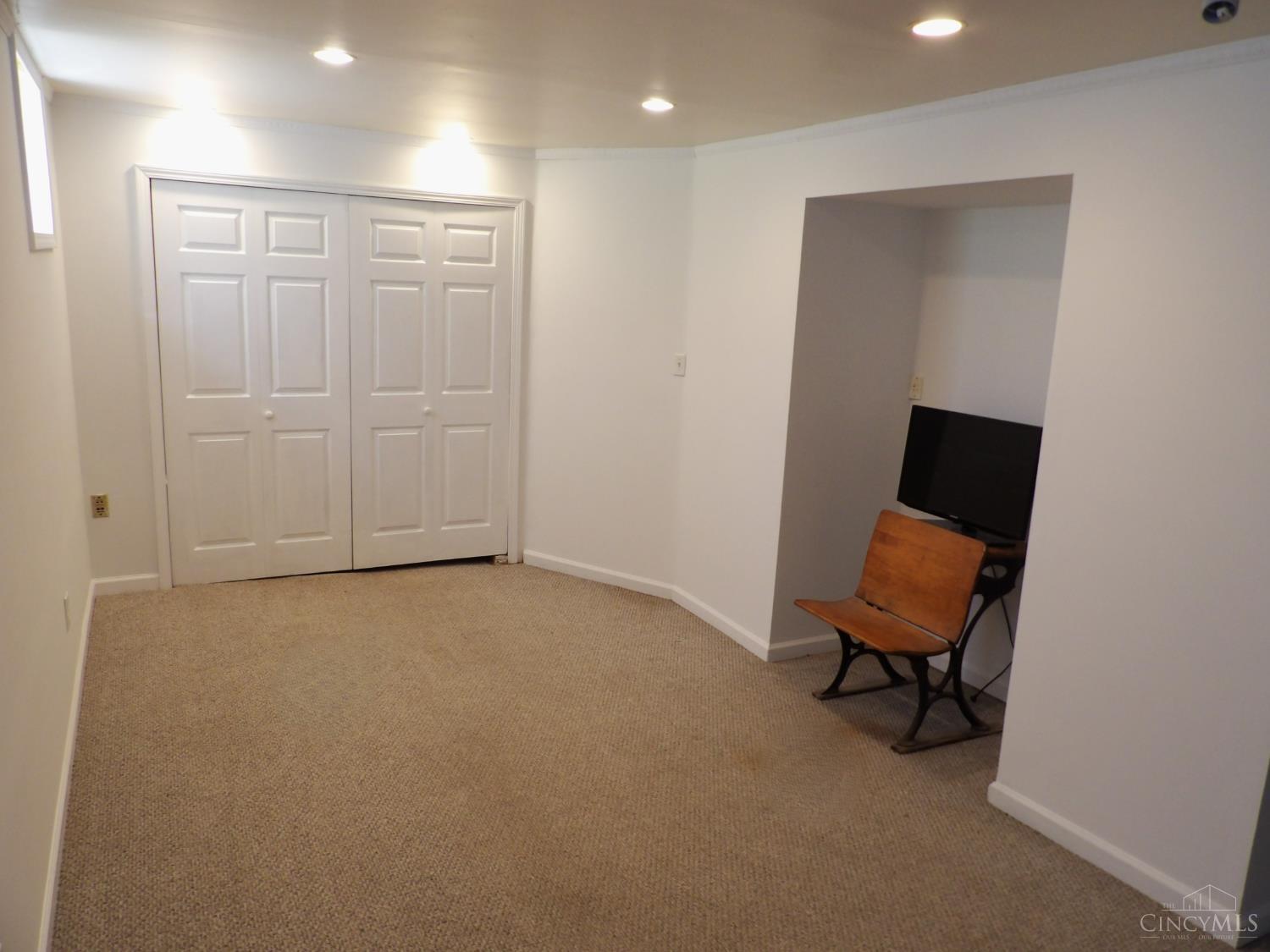 718 Hermosa Avenue, Cincinnati, OH, 45238 — photo 37