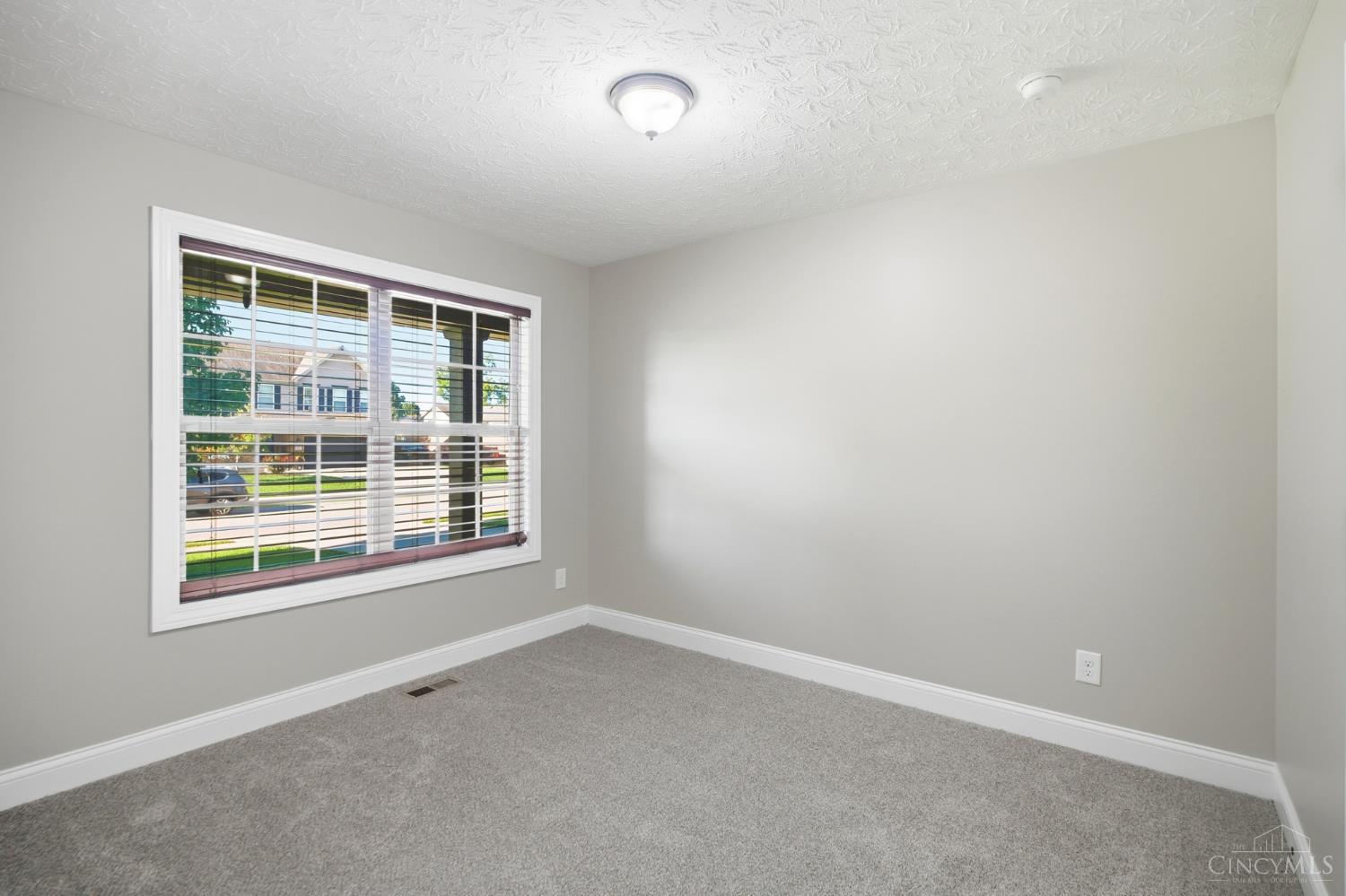 330 Deep Woods Court, Carlisle, OH, 45005 — photo 29