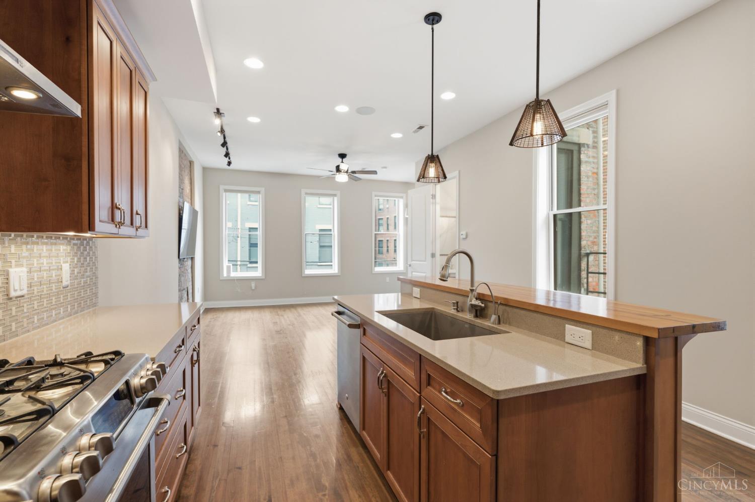 1329 Republic Street, Cincinnati, OH, 45202 — photo 17