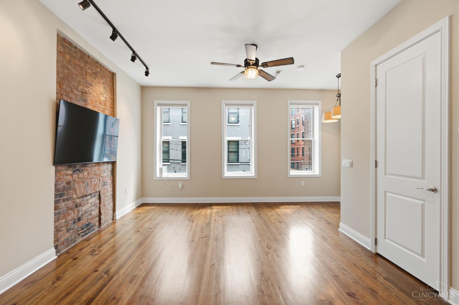 1329 Republic Street, Cincinnati, OH, 45202 — photo 24