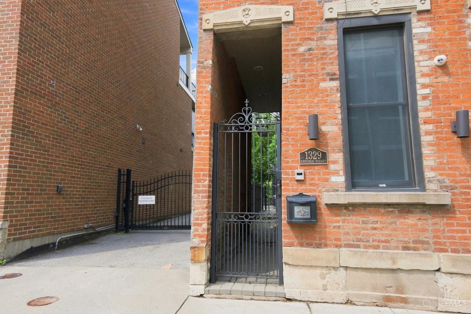1329 Republic Street, Cincinnati, OH, 45202 — photo 58