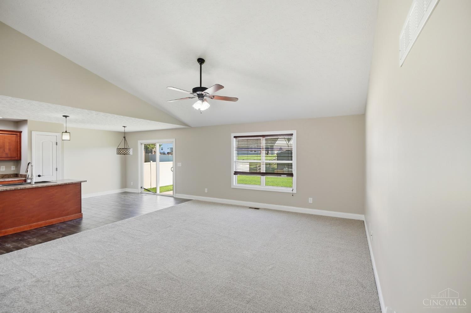 330 Deep Woods Court, Carlisle, OH, 45005 — photo 6