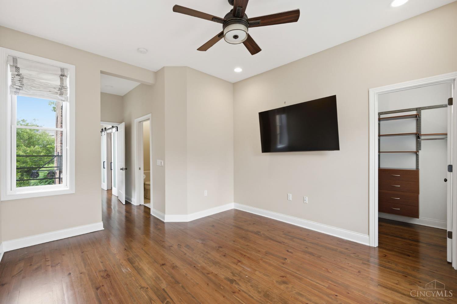 1329 Republic Street, Cincinnati, OH, 45202 — photo 35