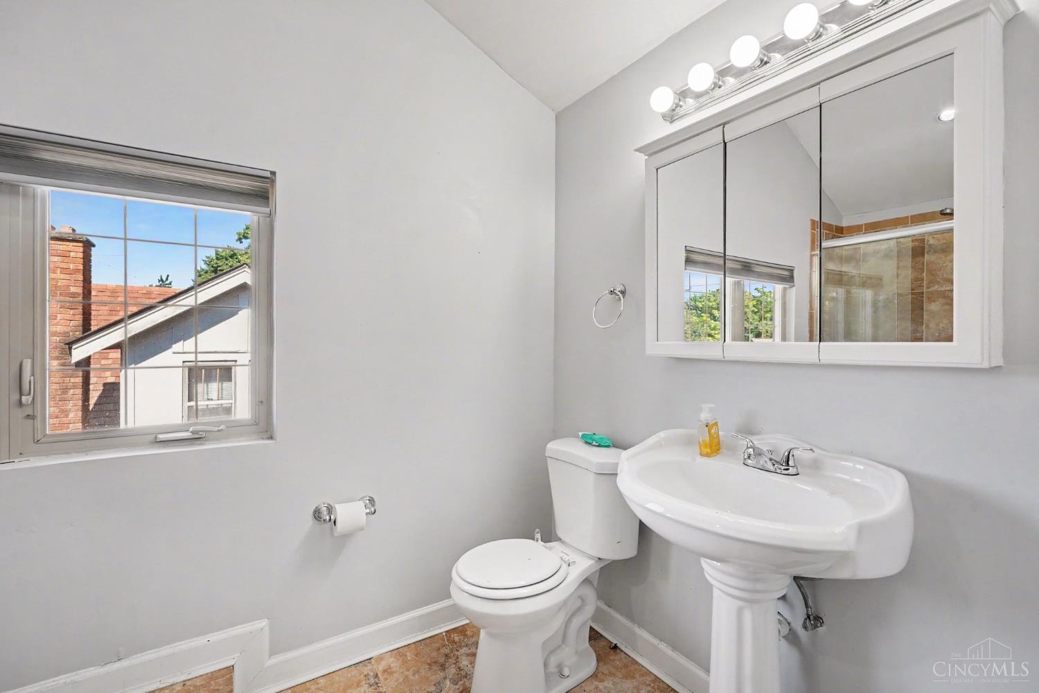 3058 Penrose Place, Cincinnati, OH, 45211 — photo 30