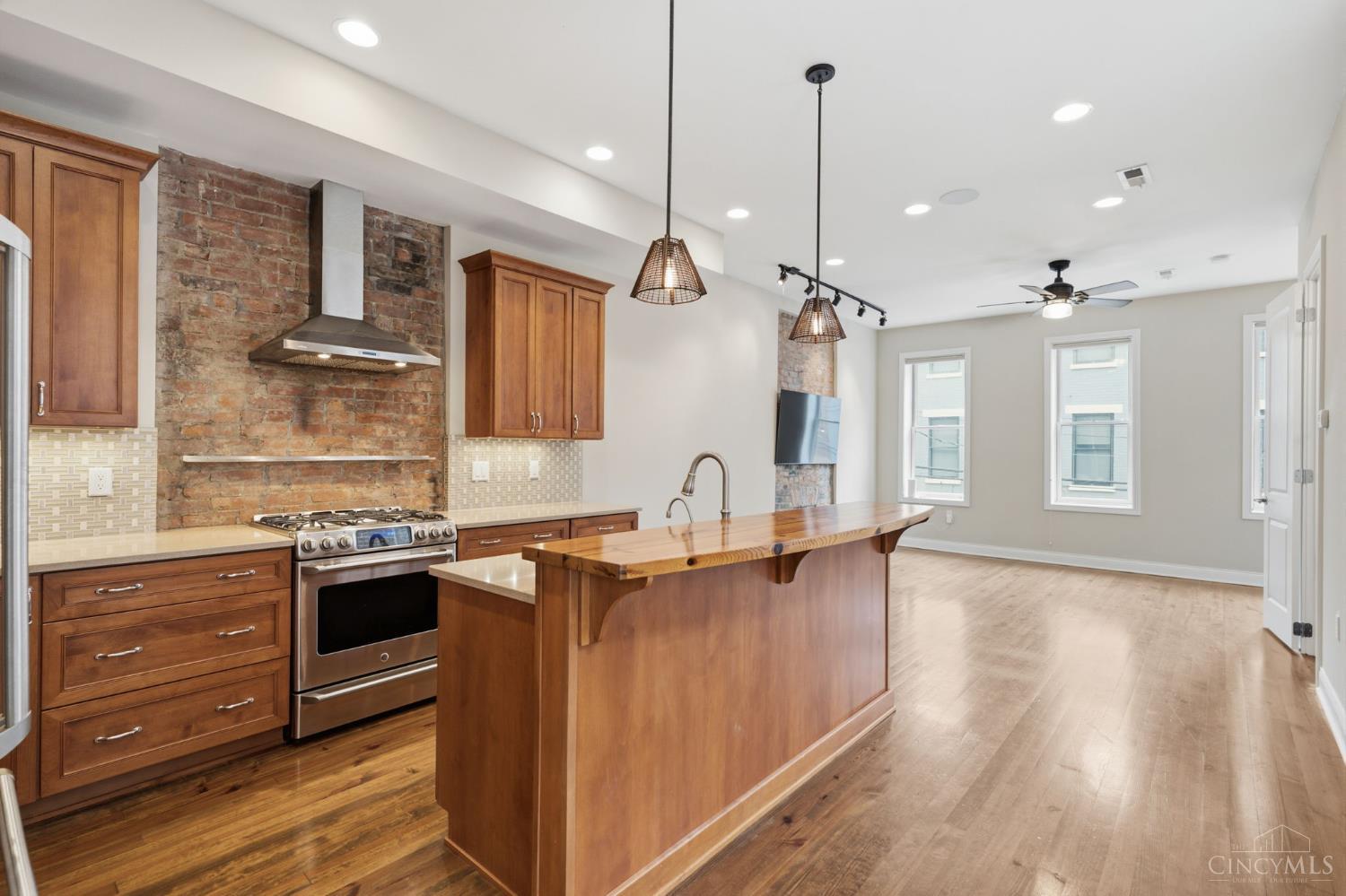1329 Republic Street, Cincinnati, OH, 45202 — photo 14