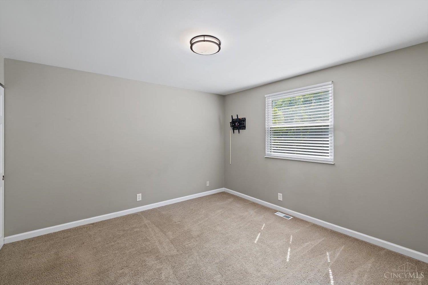 2859 Kingman Drive, Colerain Twp, OH, 45251 — photo 15