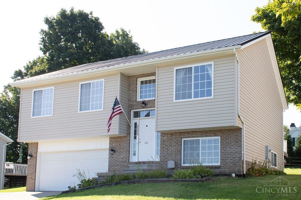 Single family home for sale at 111 Oak Hills Dr, Hillsboro, OH 45133 | MLS# 1888809