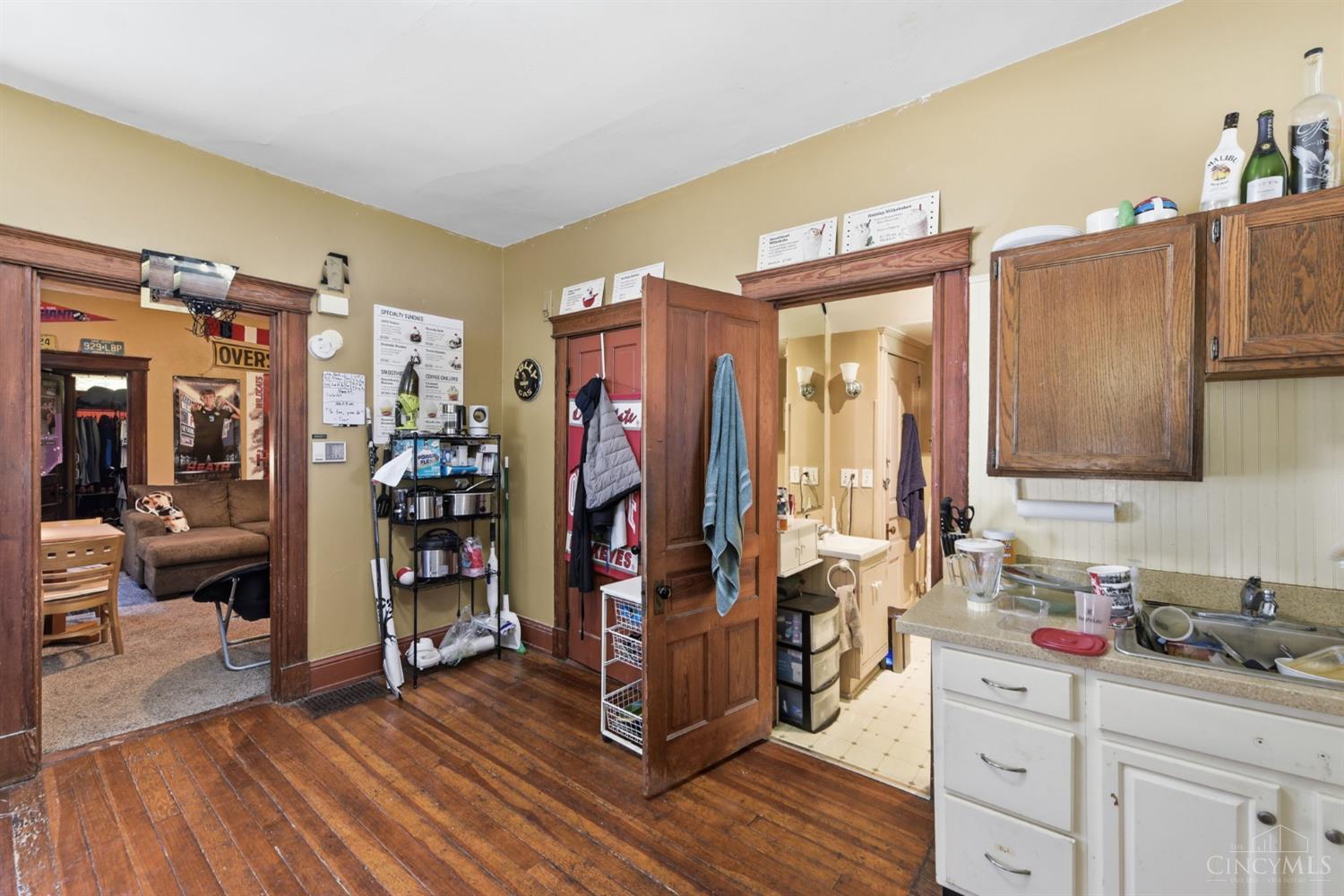 404 Ada Street, Cincinnati, OH, 45219 — photo 5